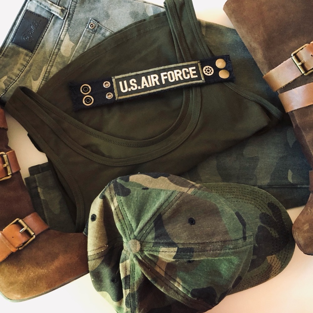 🔴 CLEARANCE 🔴 REWASH CAMO JEANS
